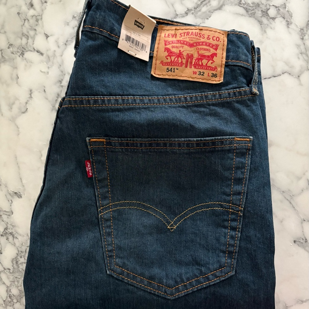 Levi's 541 Athletic Taper